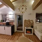 Auszeit Steiraland Penthouse 9 Mit Grossen Balkon Und Parkplatz * Λεόμπεν