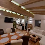 Auszeit Steiraland Penthouse 9 Mit Grossen Balkon Und Parkplatz Διαμέρισμα