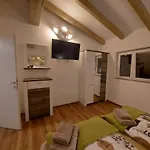 Auszeit Steiraland Penthouse 9 Mit Grossen Balkon Und Parkplatz * Λεόμπεν
