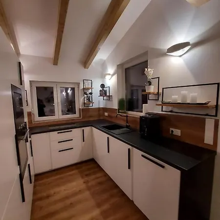 Auszeit Steiraland Penthouse 9 Mit Grossen Balkon Und Parkplatz Leoben (Styria)