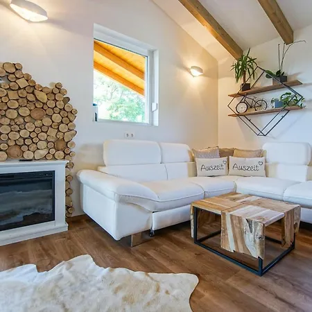 Auszeit Steiraland Penthouse 9 Mit Grossen Balkon Und Parkplatz Appartement Leoben (Styria)