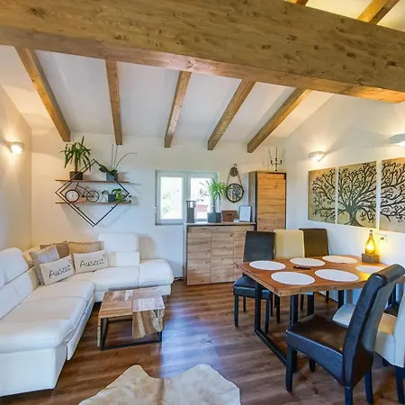 Auszeit Steiraland Penthouse 9 Mit Grossen Balkon Und Parkplatz Leoben (Styria)