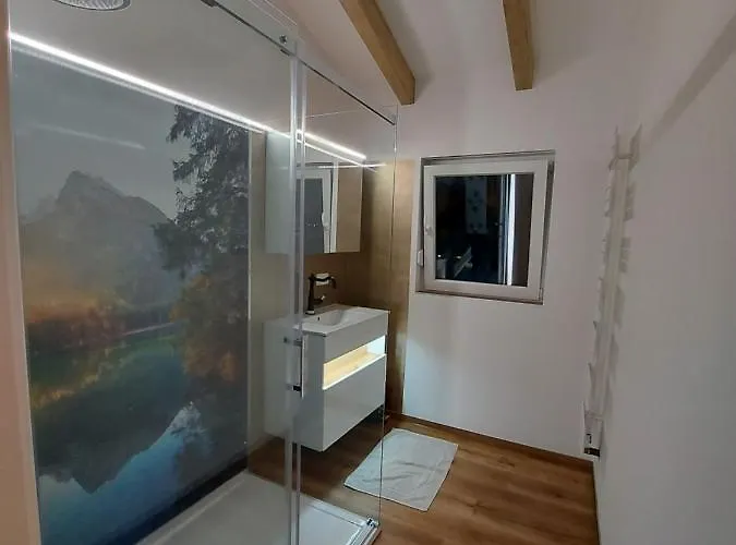 Auszeit Steiraland Penthouse 9 Mit Grossen Balkon Und Parkplatz Appartamento *