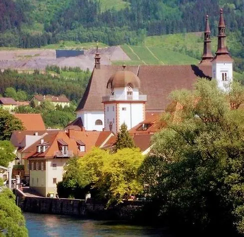 Auszeit Steiraland Penthouse 9 Mit Großen Balkon Und Parkplatz * Leoben (Styria)