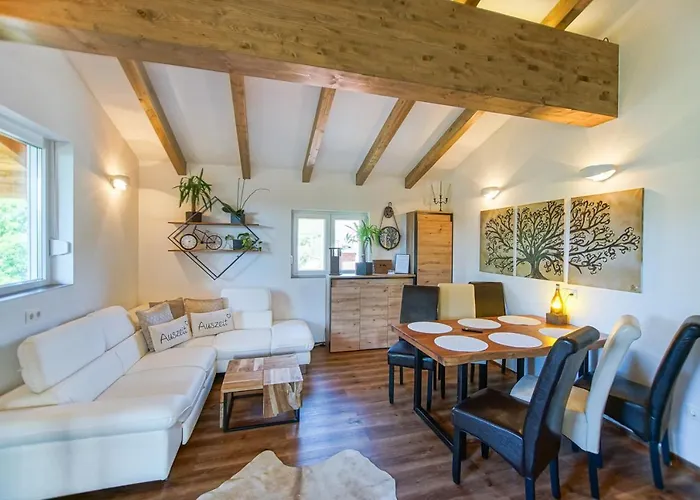 Auszeit Steiraland Penthouse 9 Mit Großen Balkon Und Parkplatz Leoben (Styria)