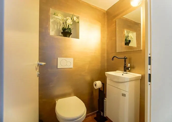 Auszeit Steiraland Penthouse 9 Mit Großen Balkon Und Parkplatz *